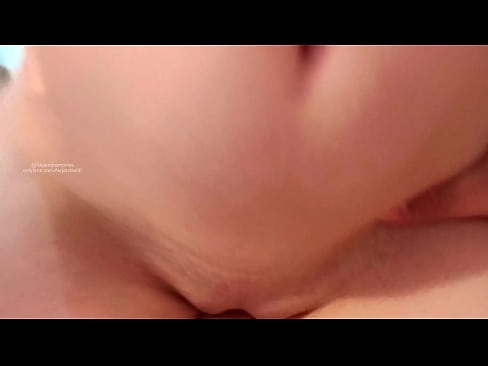❤️ 睡在姐姐的房间里,就这样被吵醒了 Quality porn